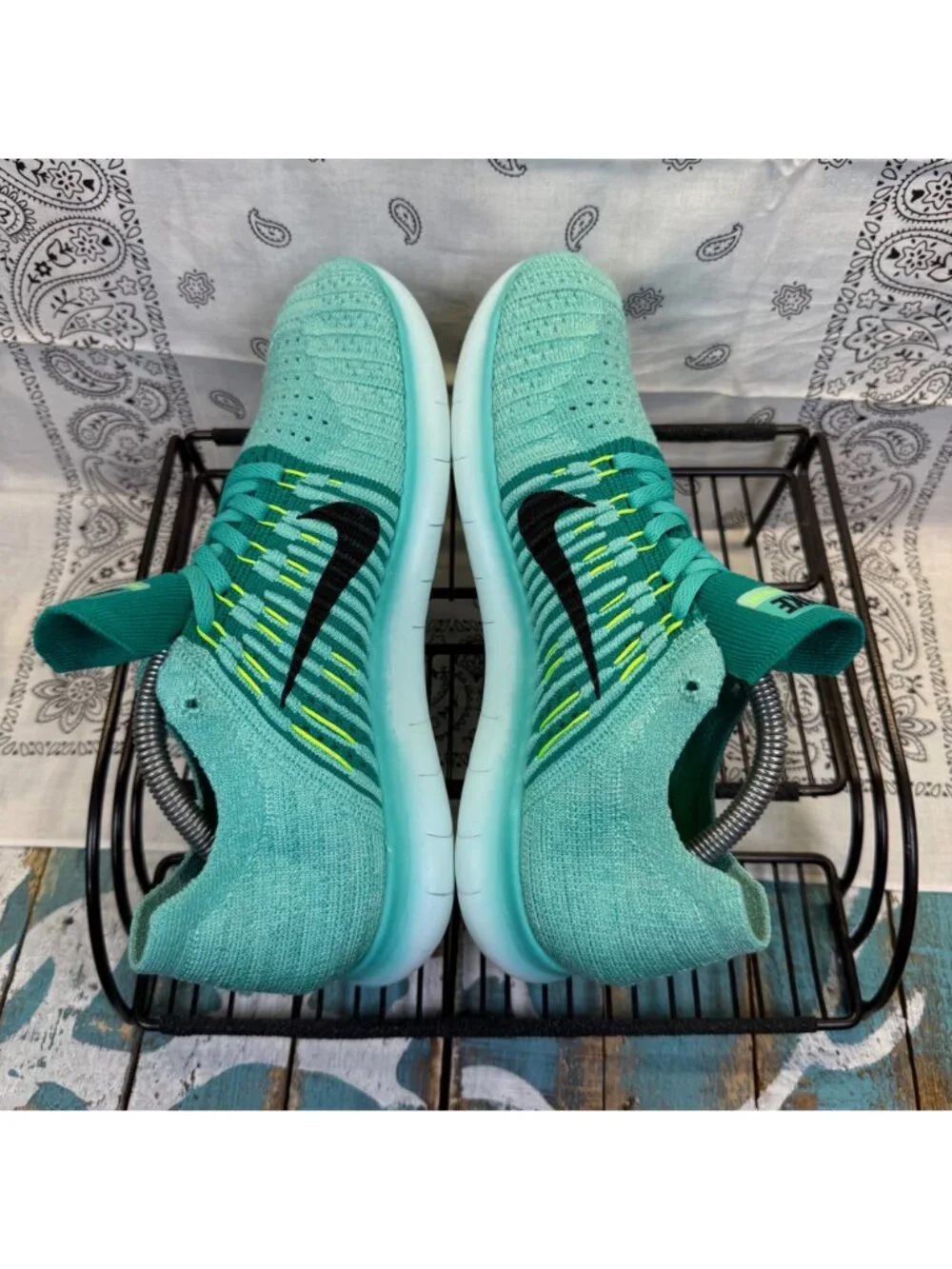 Nike Free RN Flyknit Running Shoes Hyper Turquoise 831070-307 Womens Sz 8.5 EUC